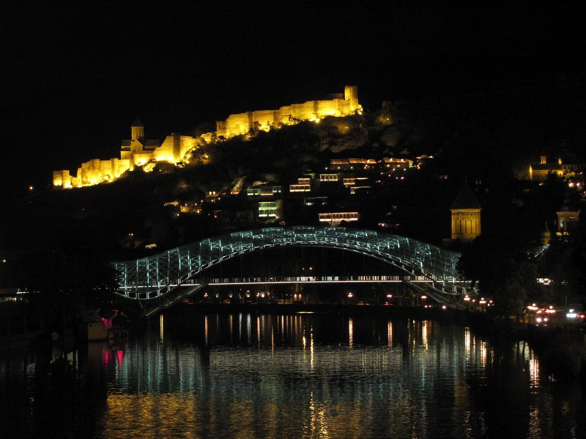 Absolute Apartment Tbilisi Exteriör bild